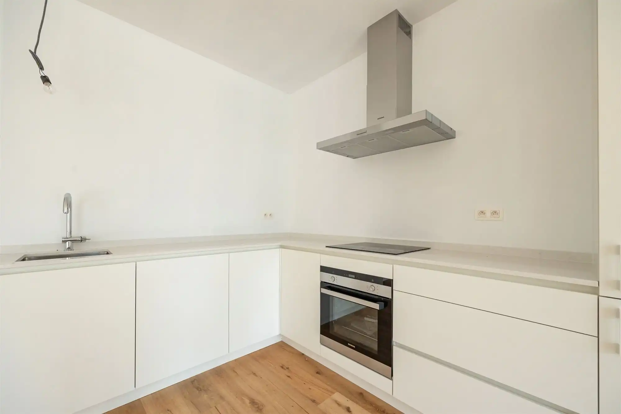 Gerenoveerd appartement met uniek bijgebouw op toplocatie in Lier foto 5