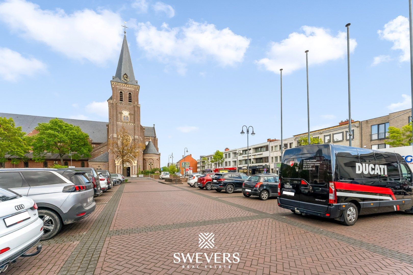 Instapklaar appartement met 2 slaapkamers in het centrum van Heusden-Zolder   foto 28