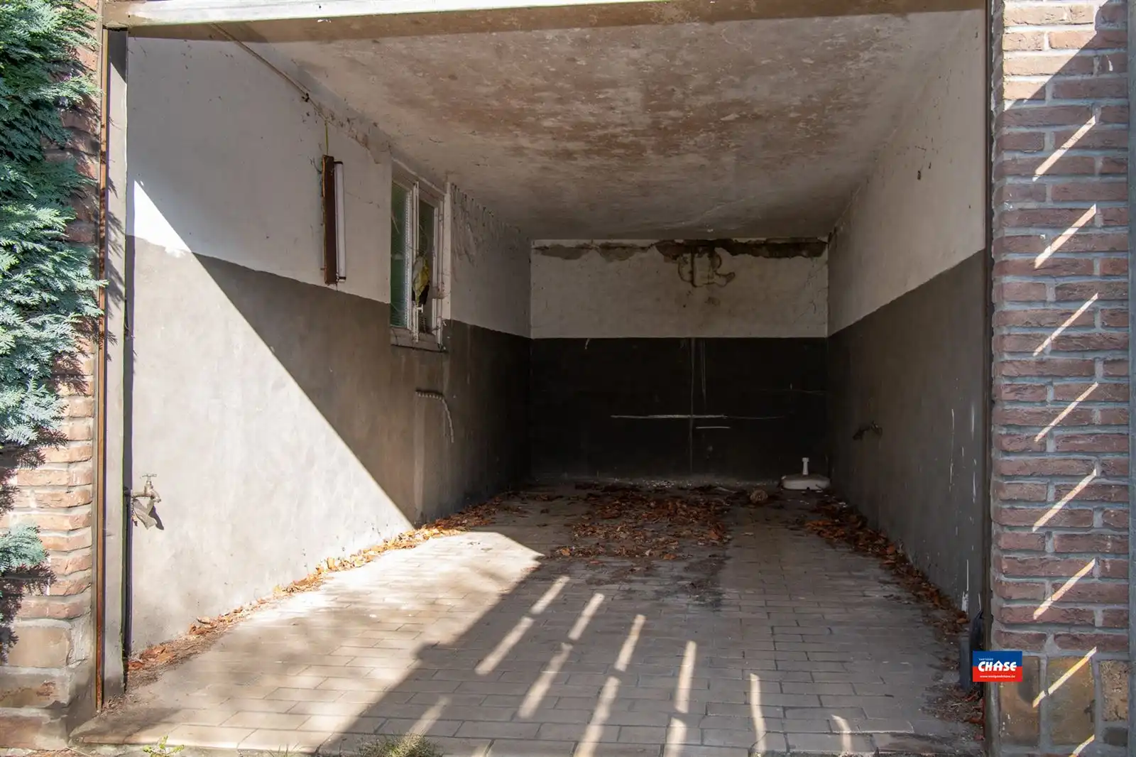 Ruime open gezinswoning met tuin en twee garageboxen  foto 29