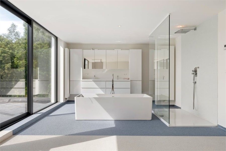 RUIME OPEN BEBOUWING MET KANTOOR EN ADEMBENEMEND ZICHT IN HASSELT foto 37