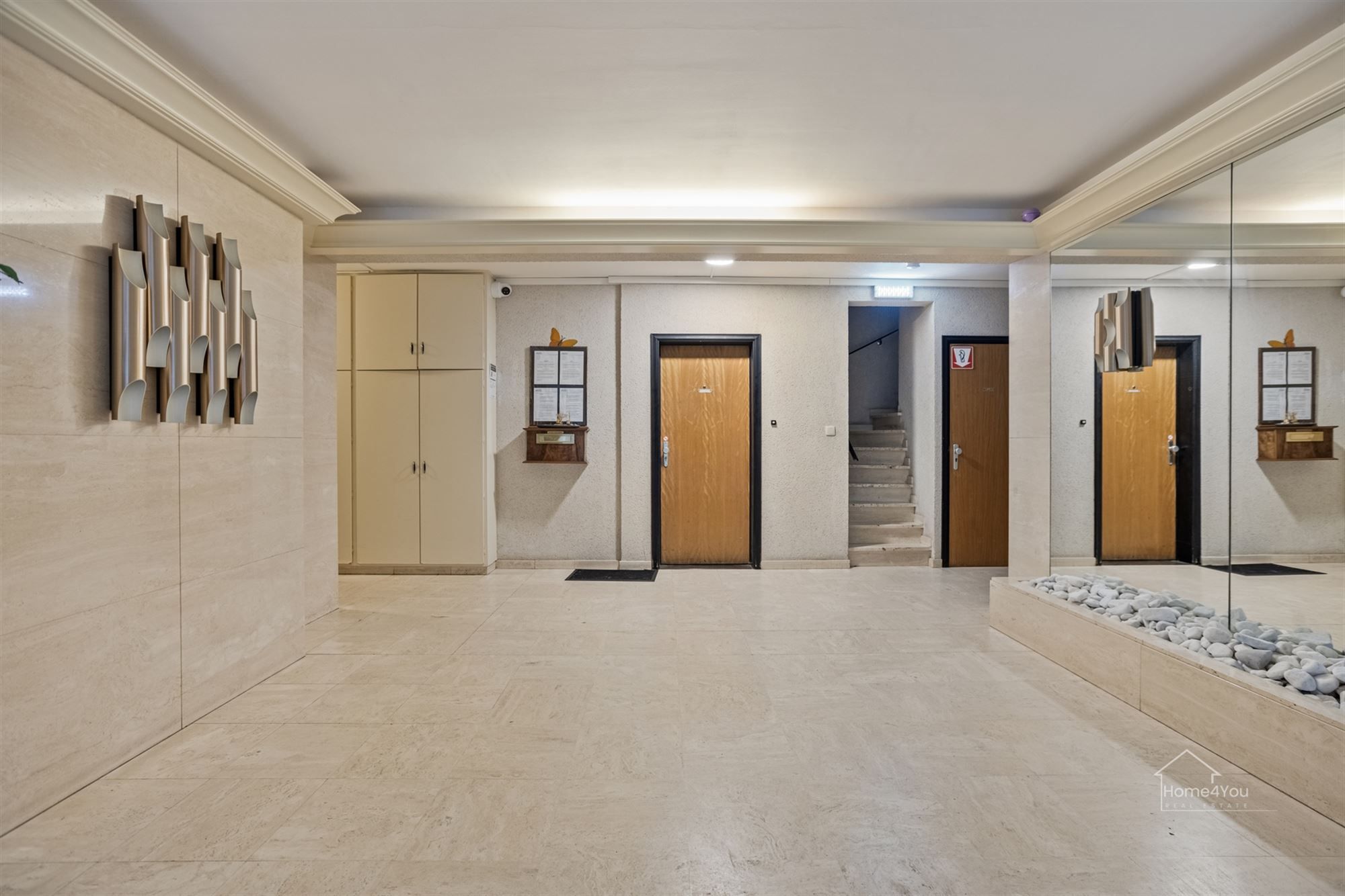 Mooie opgefriste bemeubelde studio met 1 slaapkamer op gelijkvloers op 50 meter van strand en dijk. foto 21