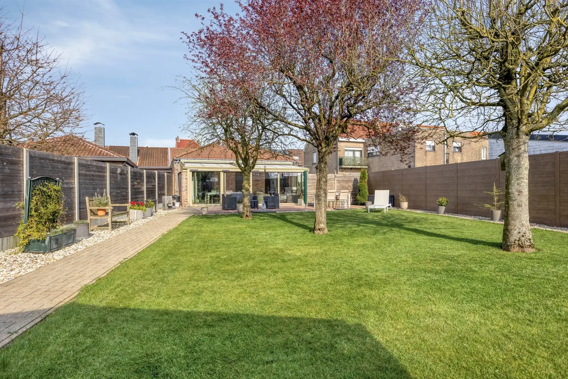 Zeer nette bungalow woning foto 27