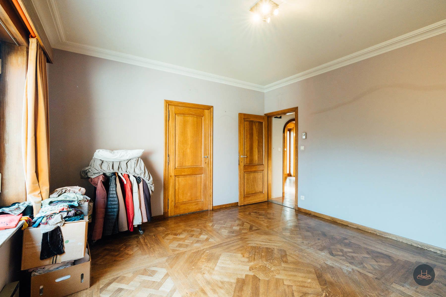 Zéér ruime gezinswoning met karakter en potentieel met tuin foto 16