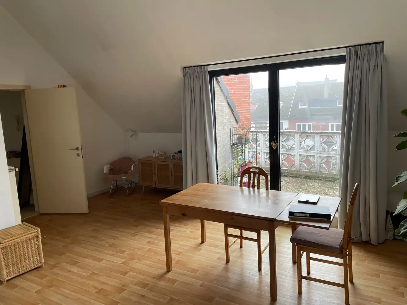 App 2de verd met 2 slpks foto 2