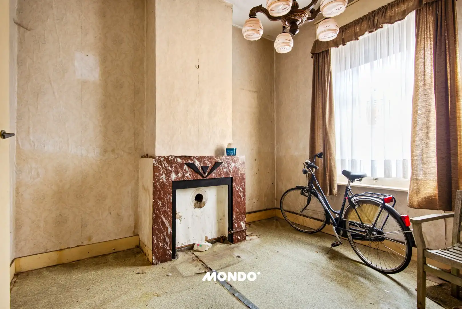 Te renoveren woning met tuin en garage op rustige ligging in Boom foto 6