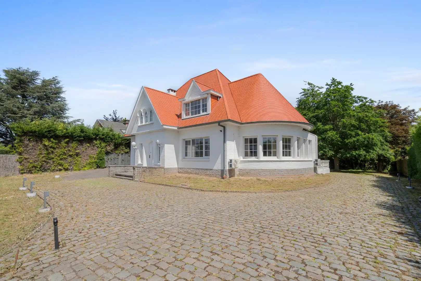 Stijlvolle villa met 5 slaapkamers op mooi perceel van 1325m² foto 21