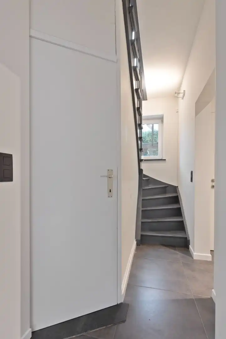 Ruime woning met 4 slaapkamers in Schepdaal foto 6