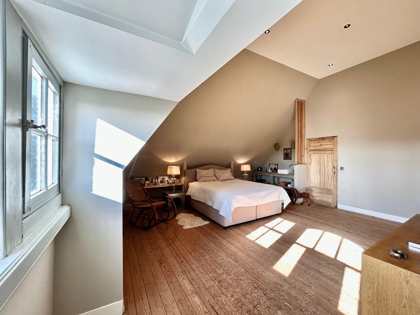 Te renoveren statige en karaktervolle villa op een royaal perceel foto 25