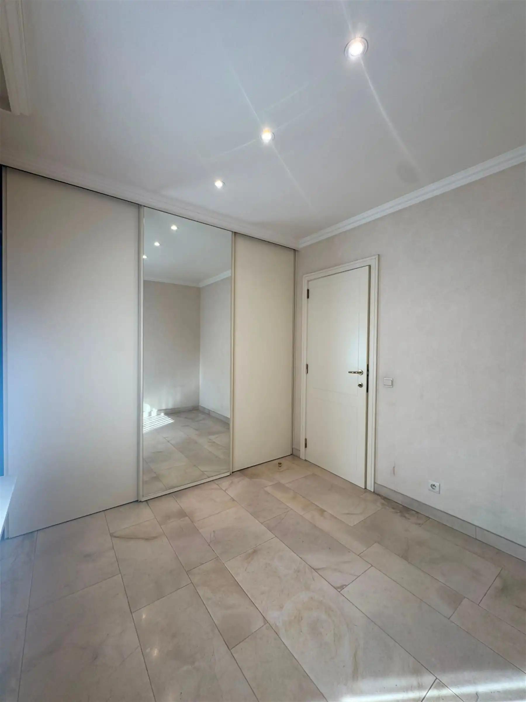 Instapklare bungalow met 2 slaapkamers foto 10