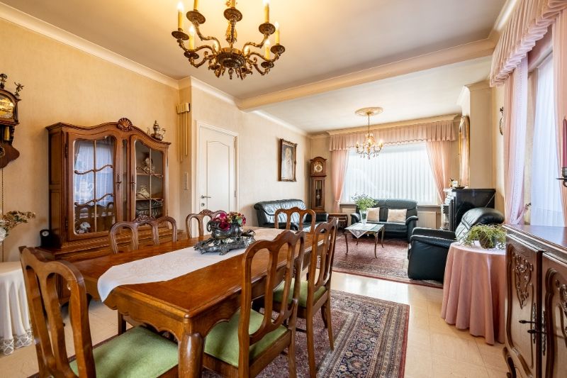 Halfopen bebouwing met 3 ruime slaapkamers foto 6