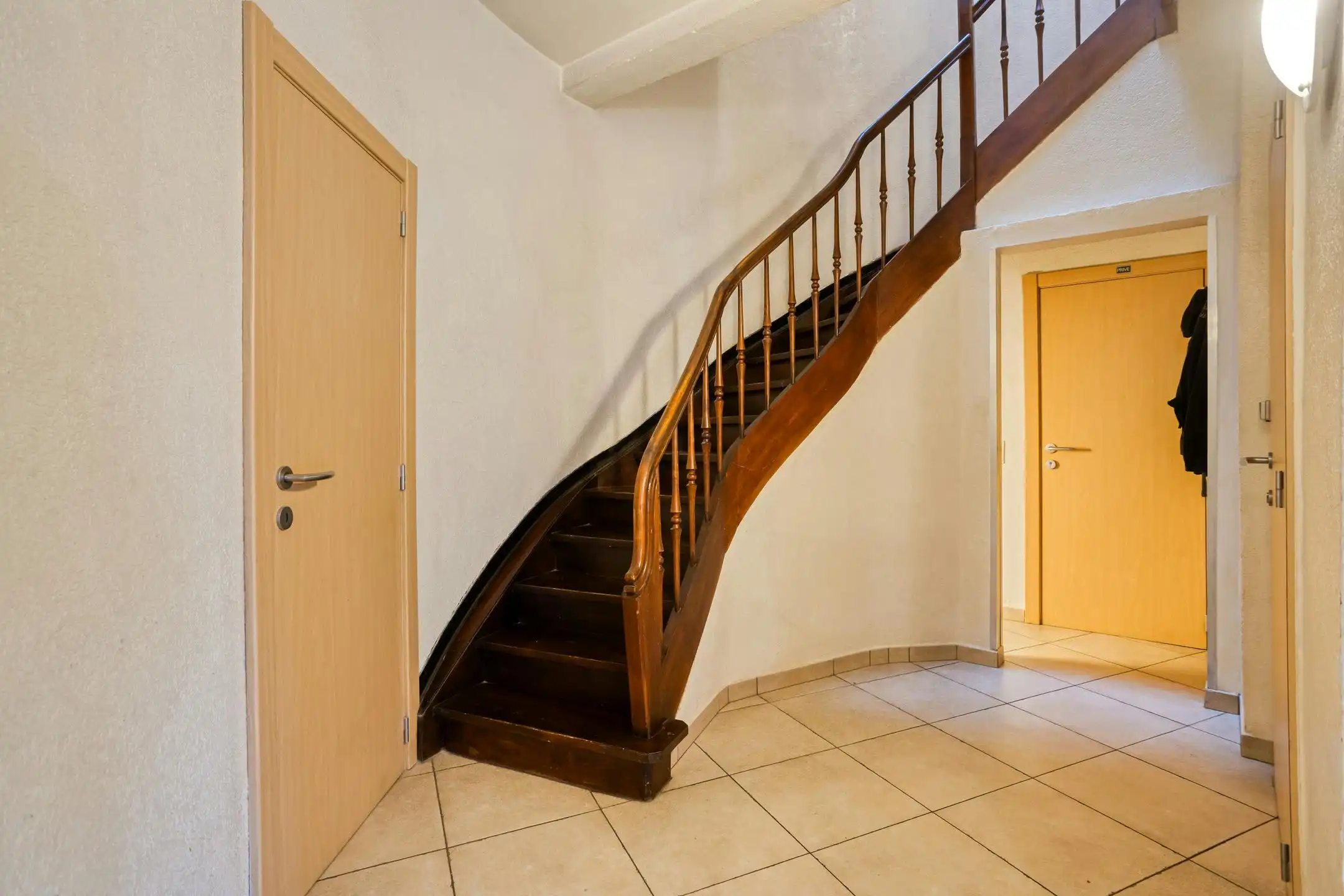 Opbrengstgebouw te koop in Oudergem foto 7