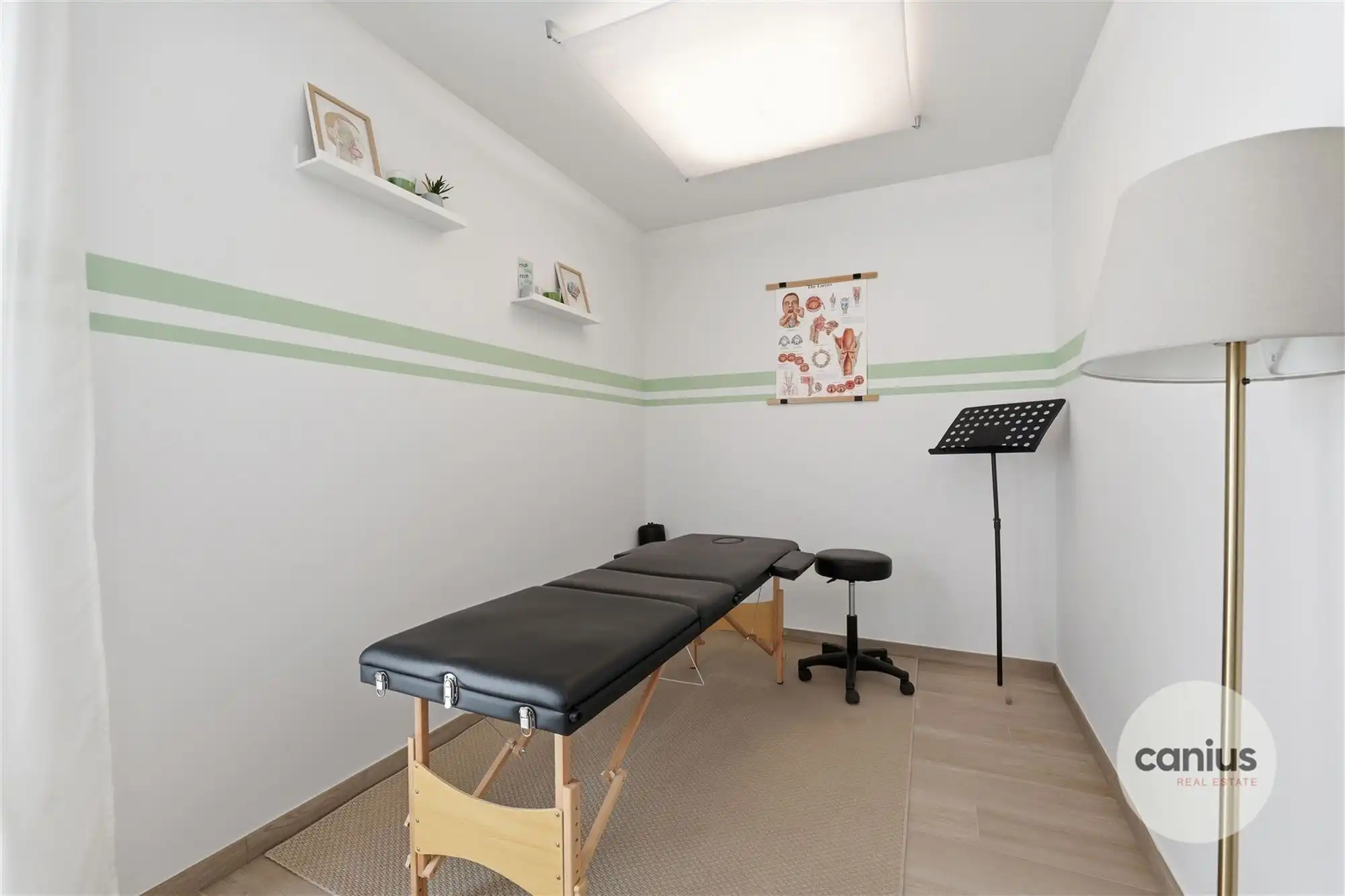 WONING MET LIFT NABIJ HET CENTRUM foto 20