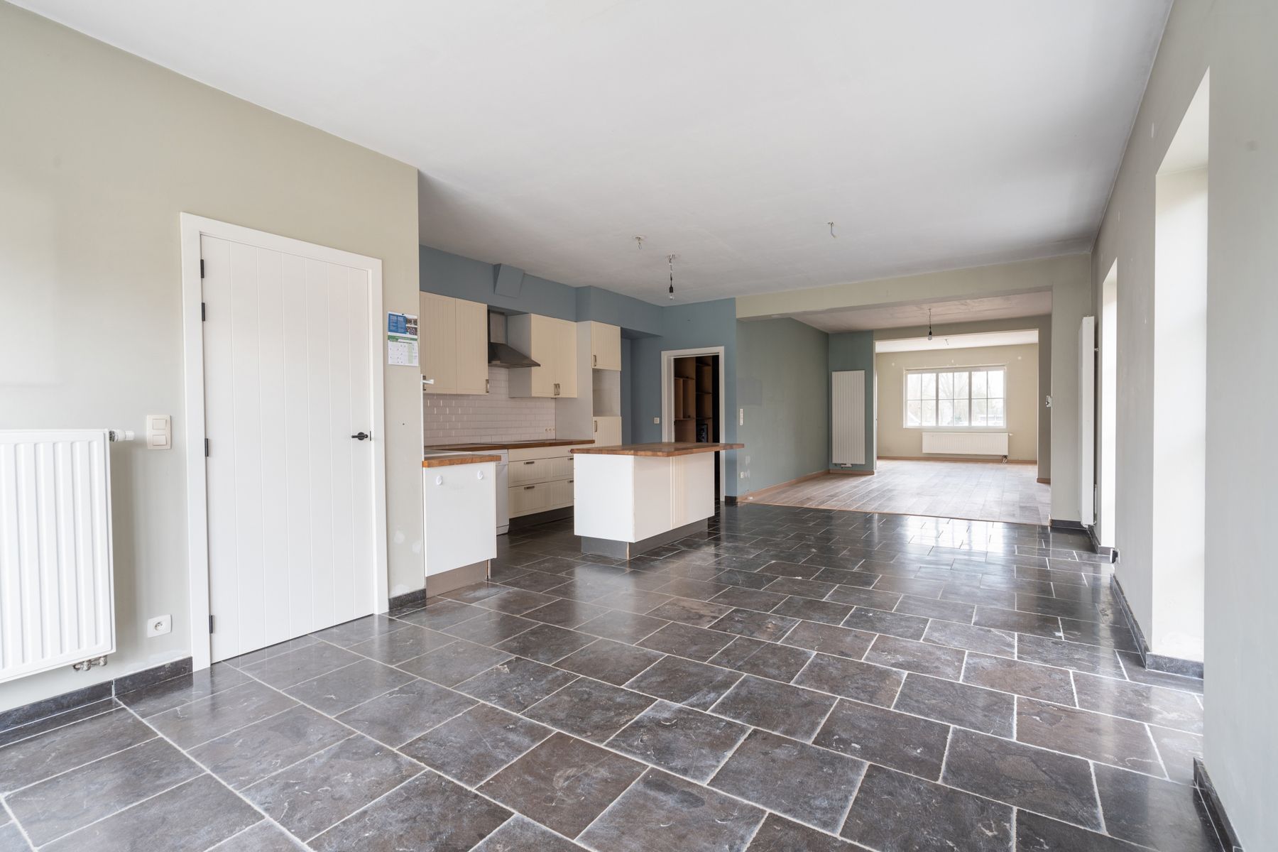 TE KOOP - totaal gerenoveerde woning met 4 slpks te Affligem foto 8