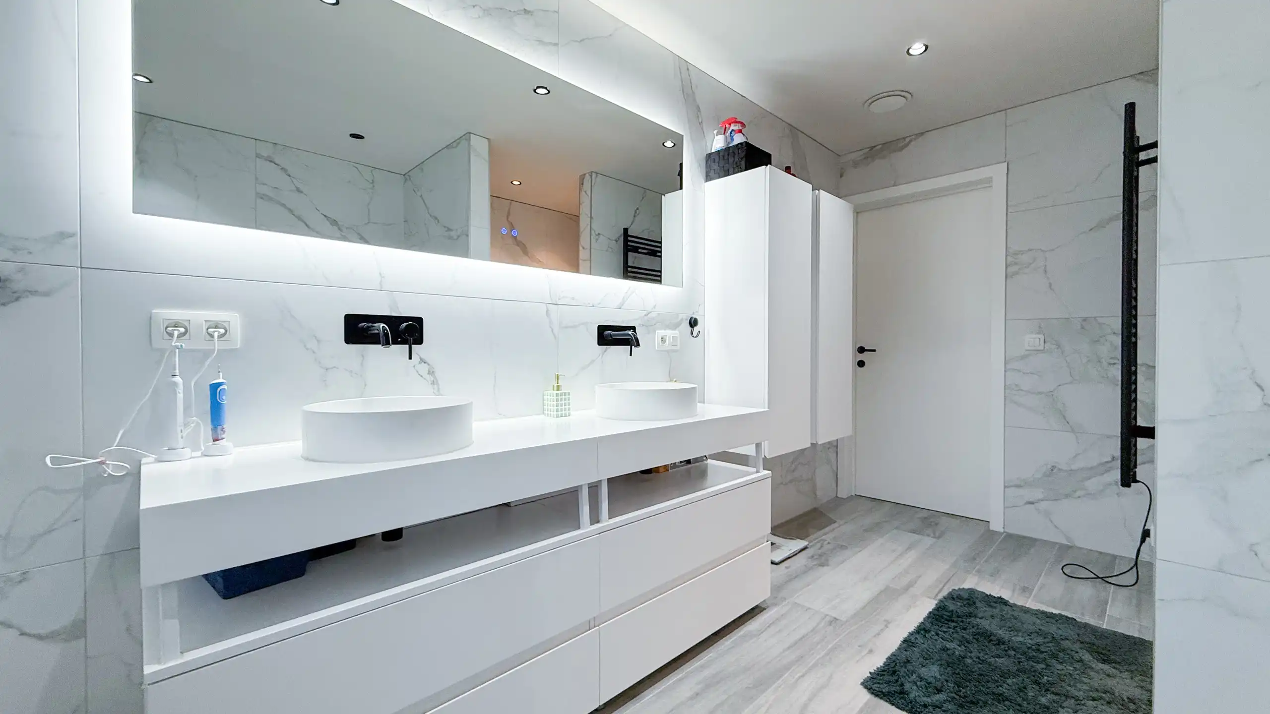 Moderne halfopen bebouwing (3 jaar oud) nabij E313 & E314! foto 22