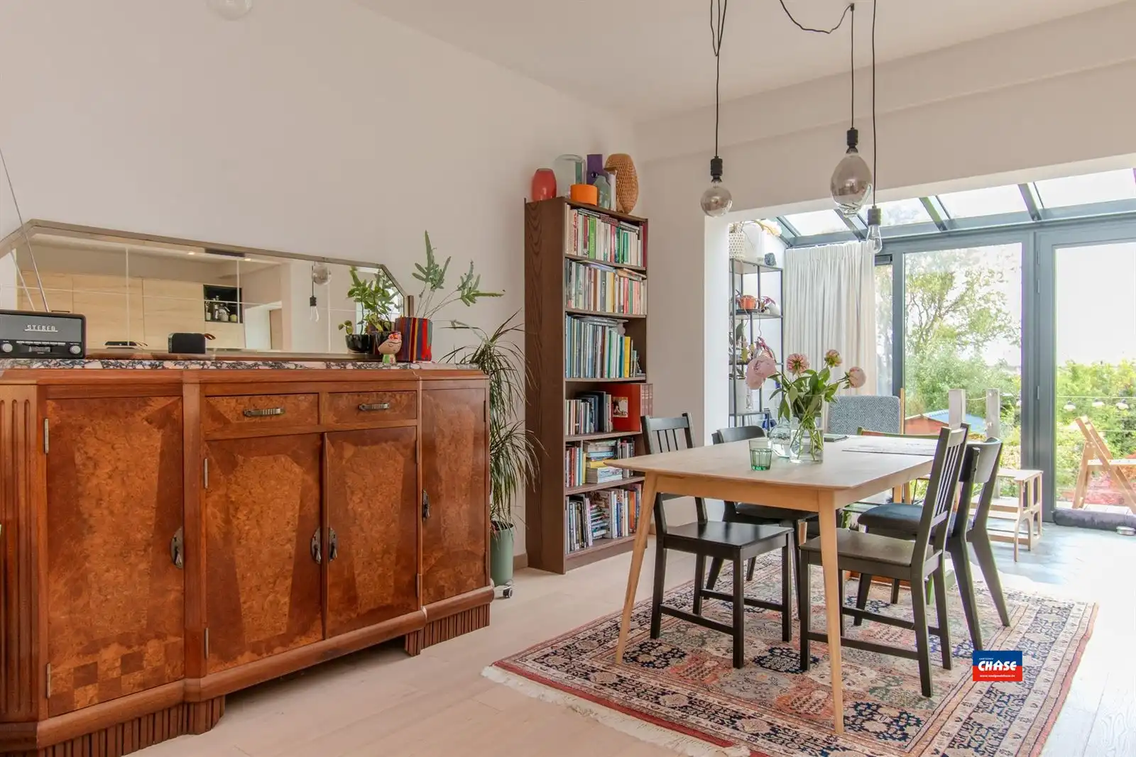 Instapklare Bel-étage met drie slaapkamers en grote tuin foto 7