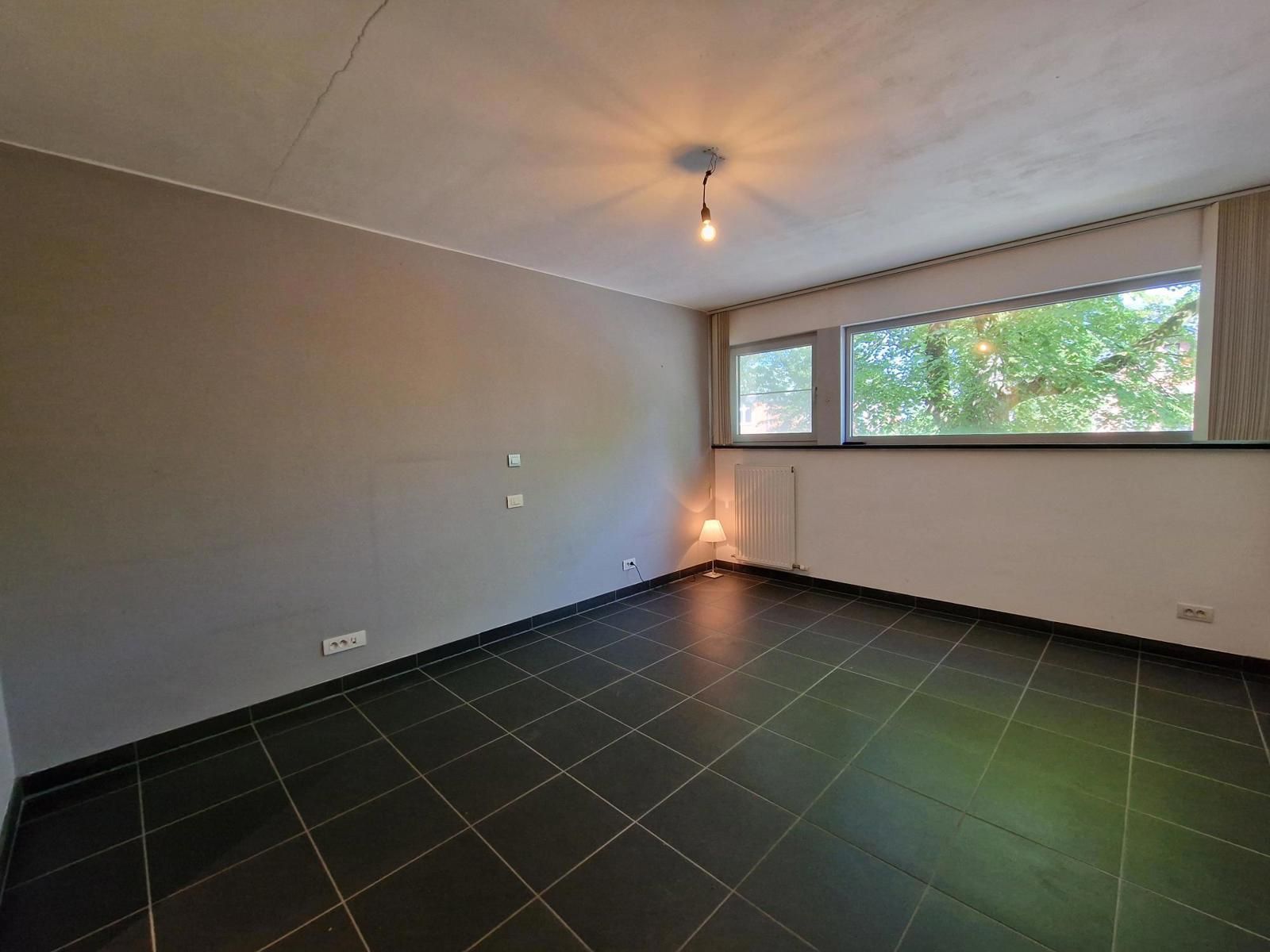 Appartement met groot terras en garage op Boulevard te Mol foto 26