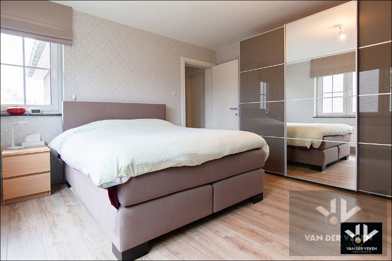 Grotendeels gerenoveerde en instapklare woning met zicht op groen! foto 17