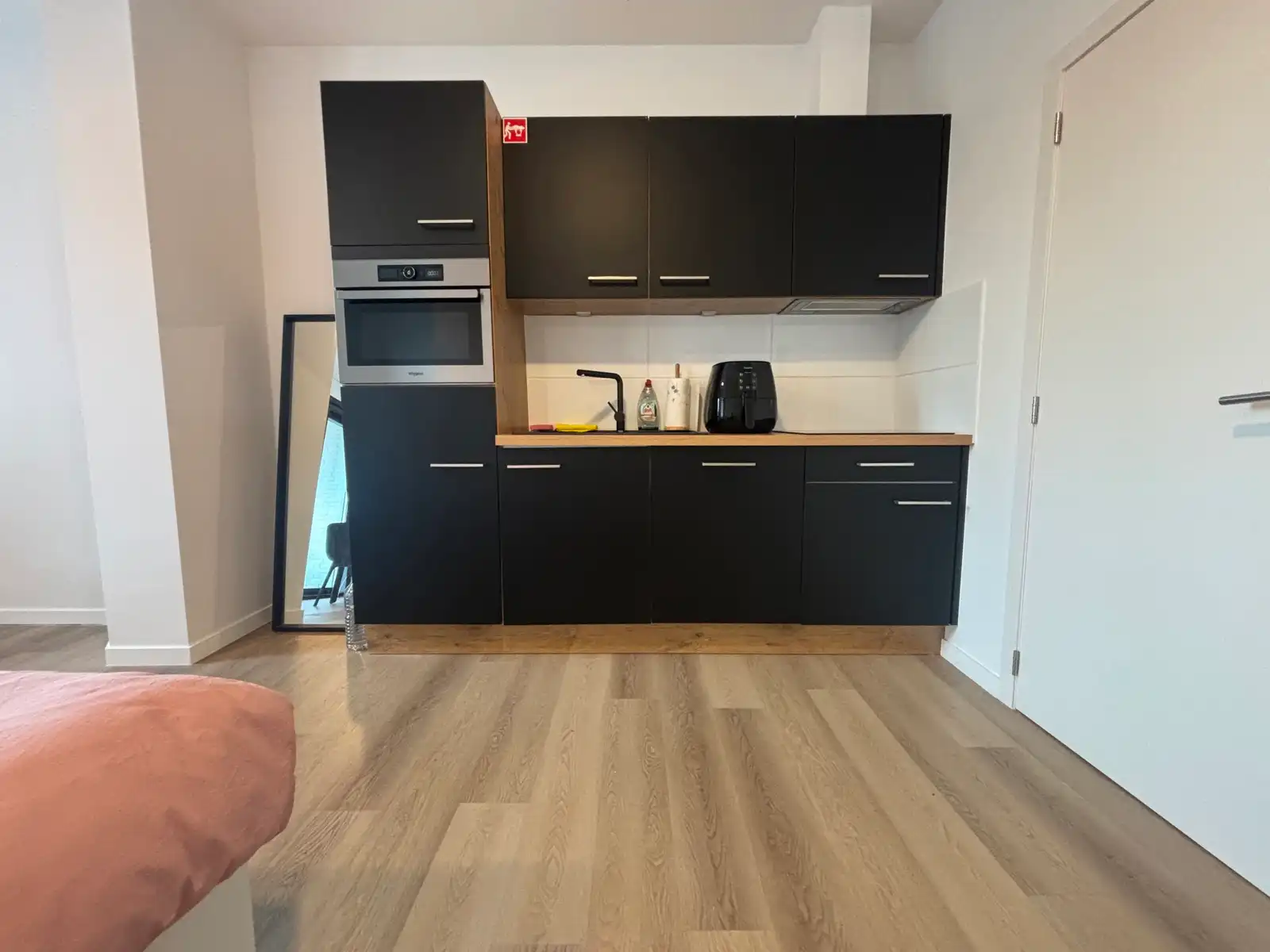 Studio met terras!  foto 3