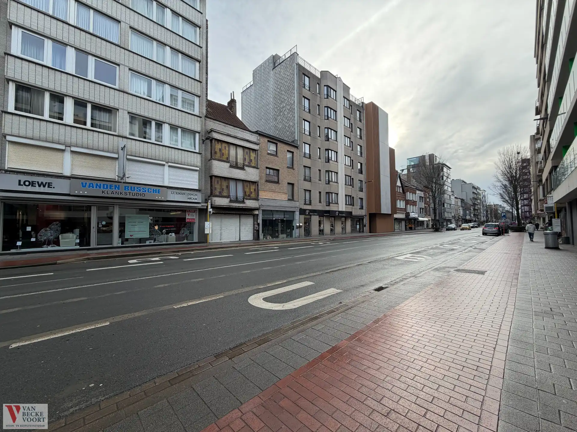 Handelsgelijkvloers 100m² foto 9