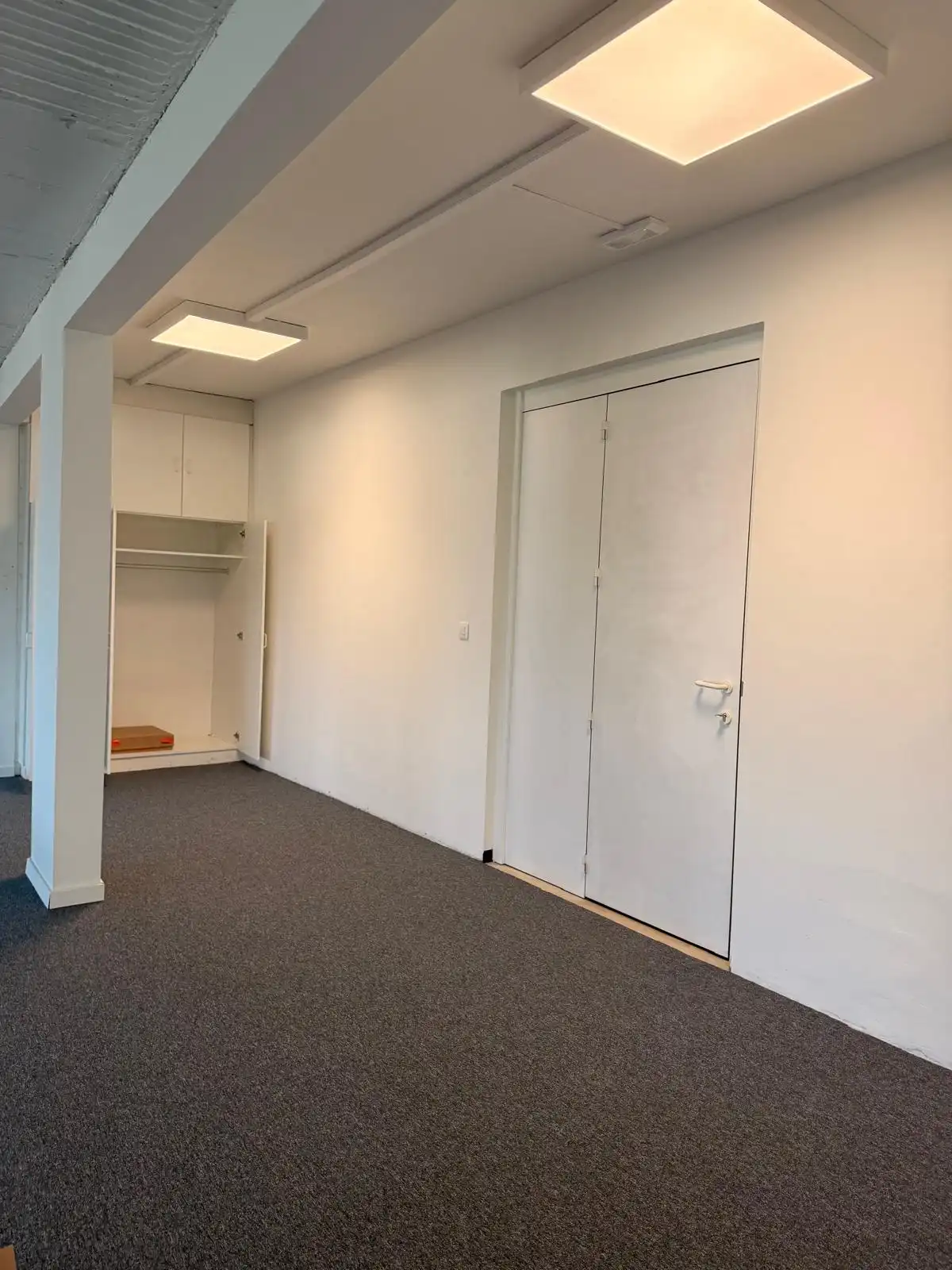 kantoorruimte van 250 m² foto 10
