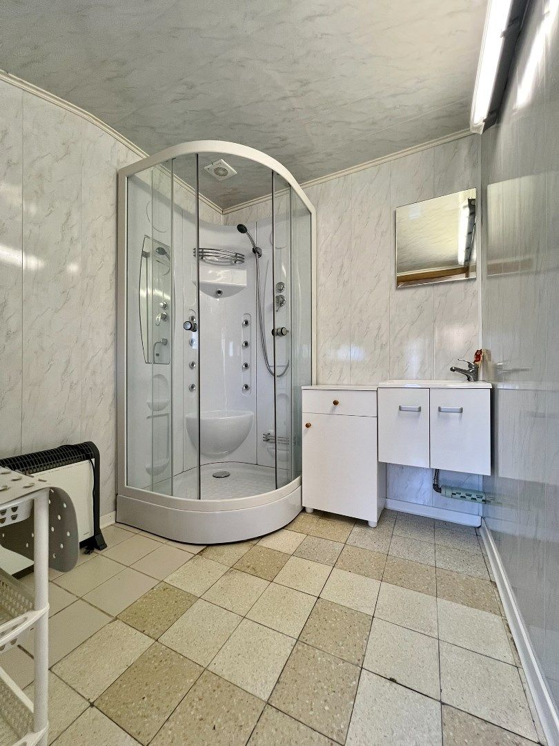 Te renoveren woning in de rustige dorpskern van Elverdinge.  foto 7