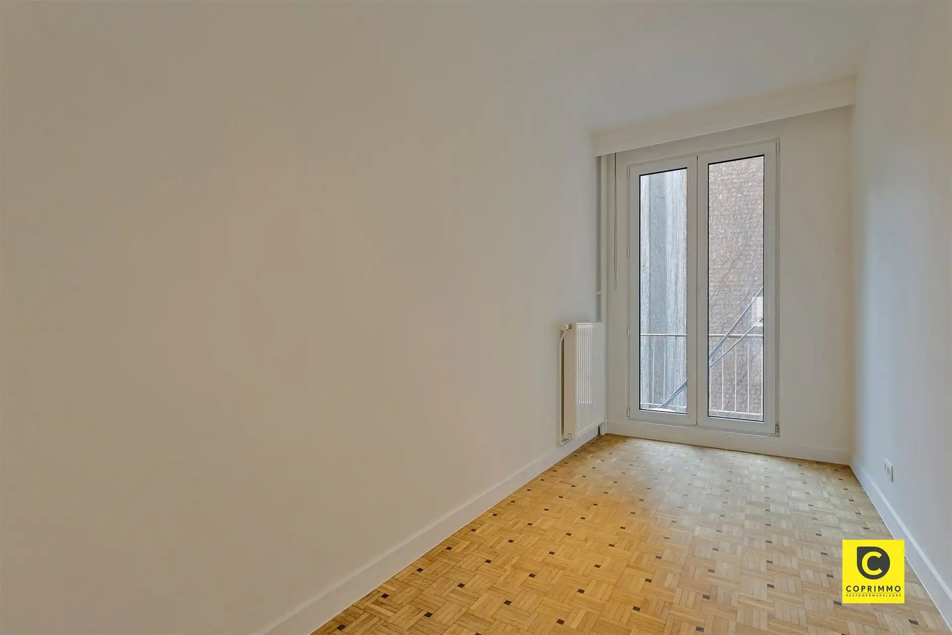 Ruim gerenoveerd 3 slpk app te Diamantwijk! foto 8