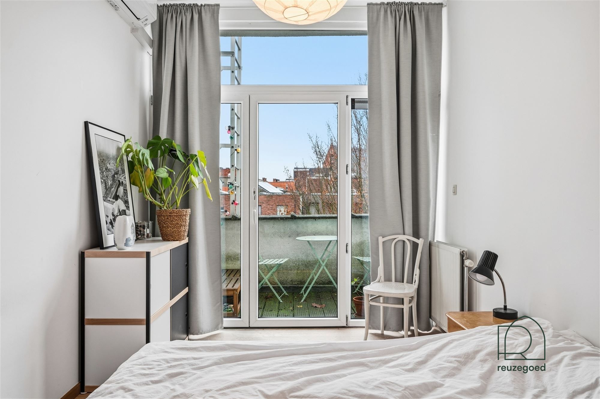 Karaktervol appartement met 2 slaapkamers in Antwerpen foto 18