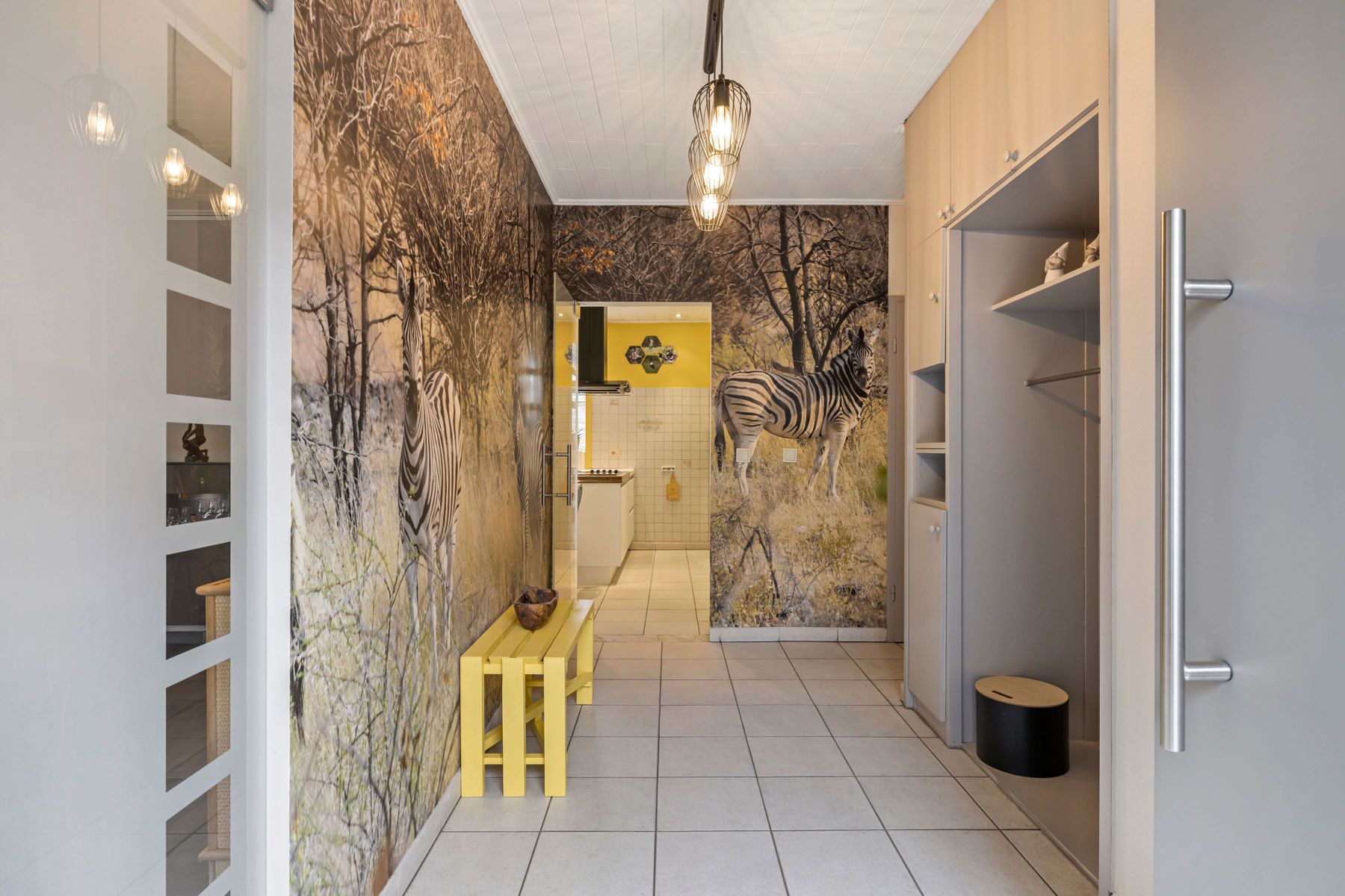 Instapklare bungalow met prachtige tuin, 4 slpks en garage foto 15