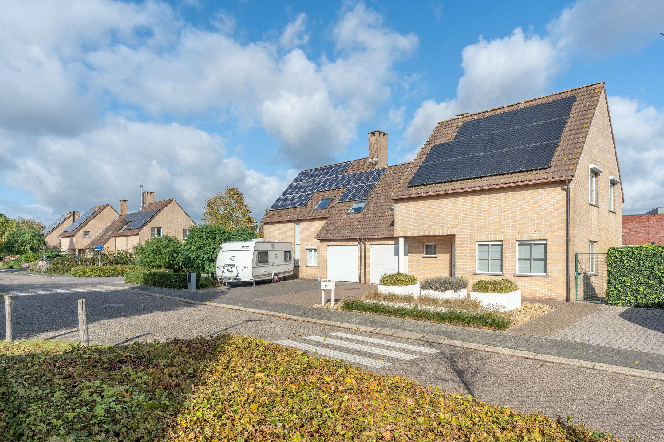 Ruime gezinswoning met 4 slpk's, tuin en garage te Turnhout. foto 35