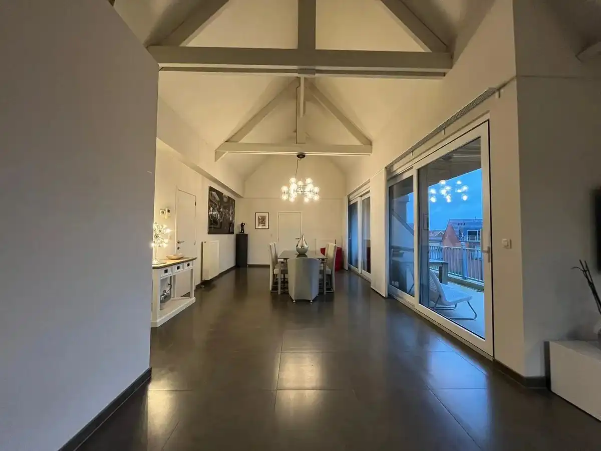 Uniek penthouse van 167 m² op toplocatie nabij het centrum van Mol! foto 4