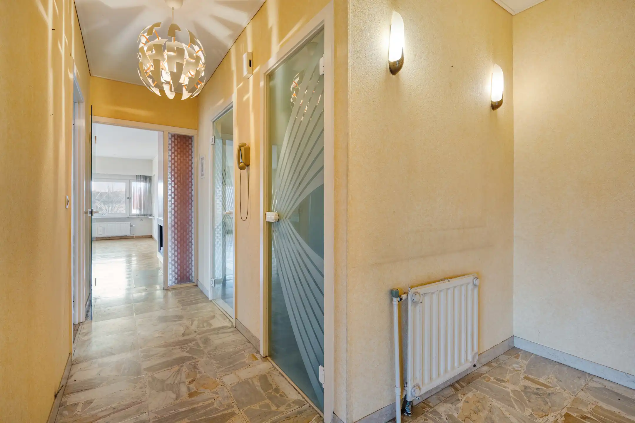 Instapklaar appartement met twee slaapkamers te Zaventem foto 2