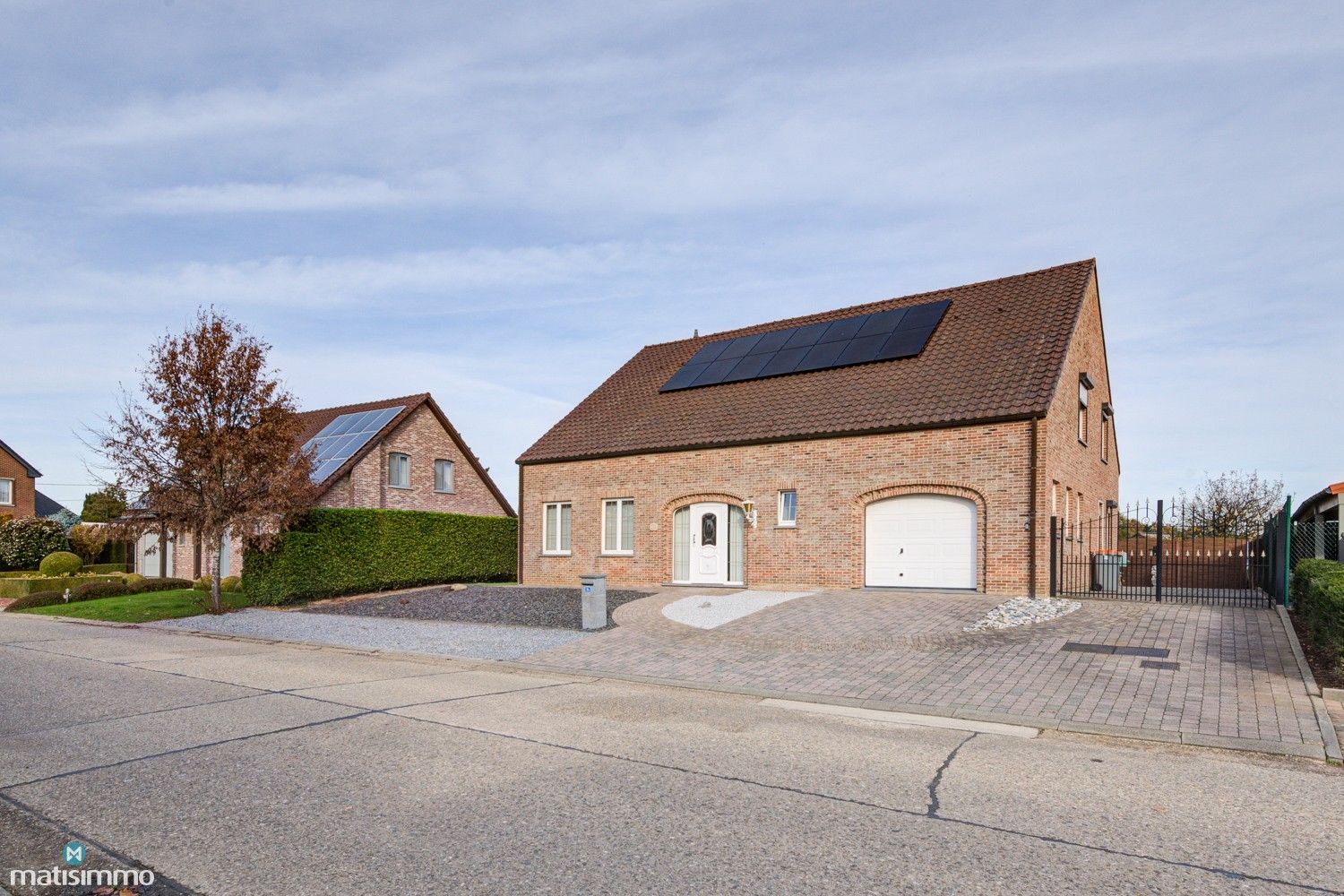 UITZONDERLIJK RUIME WONING MET 5 SLAAPKAMERS EN ONDERHOUDSVRIENDELIJKE TUIN TE MOPERTINGEN foto 40