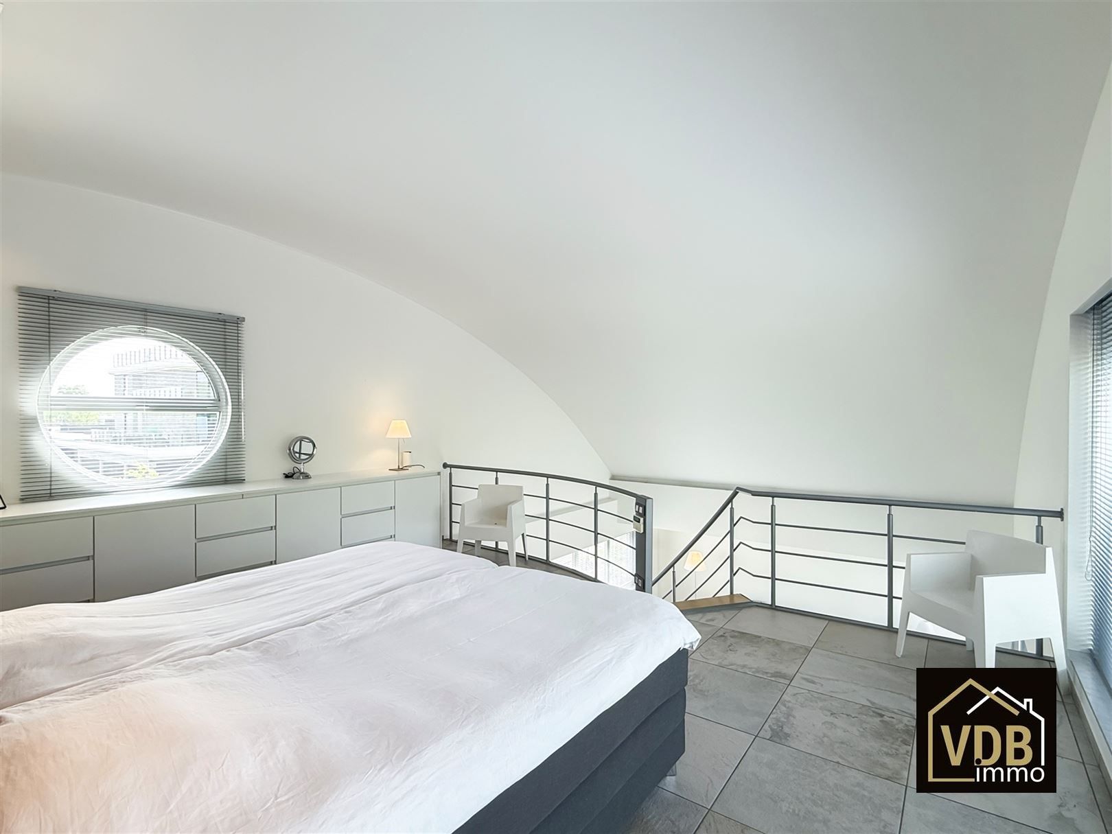 Penthouse zeer goed afgewerkt foto 45