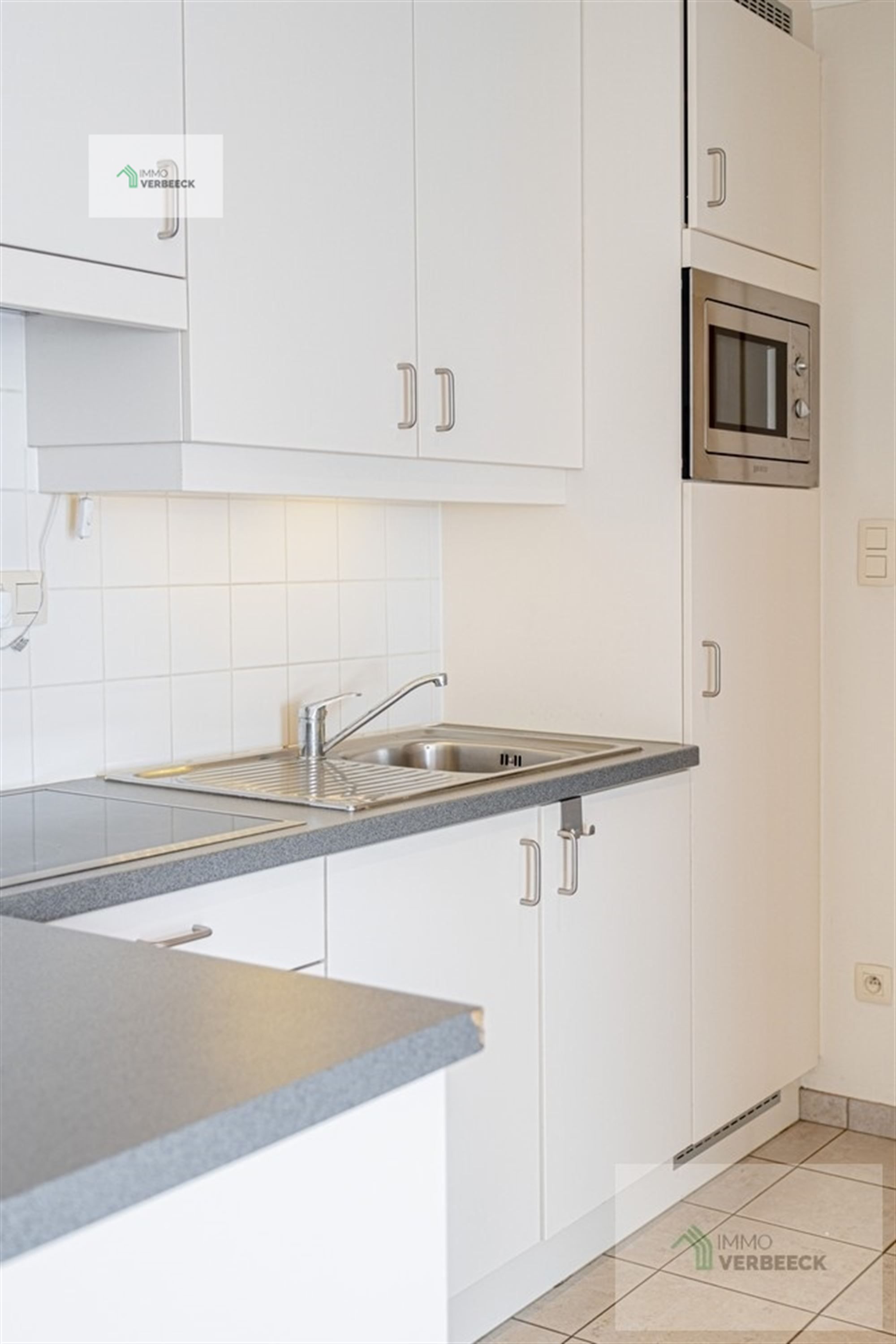 Gunstig gelegen 2 slaappkamer appartement foto 8