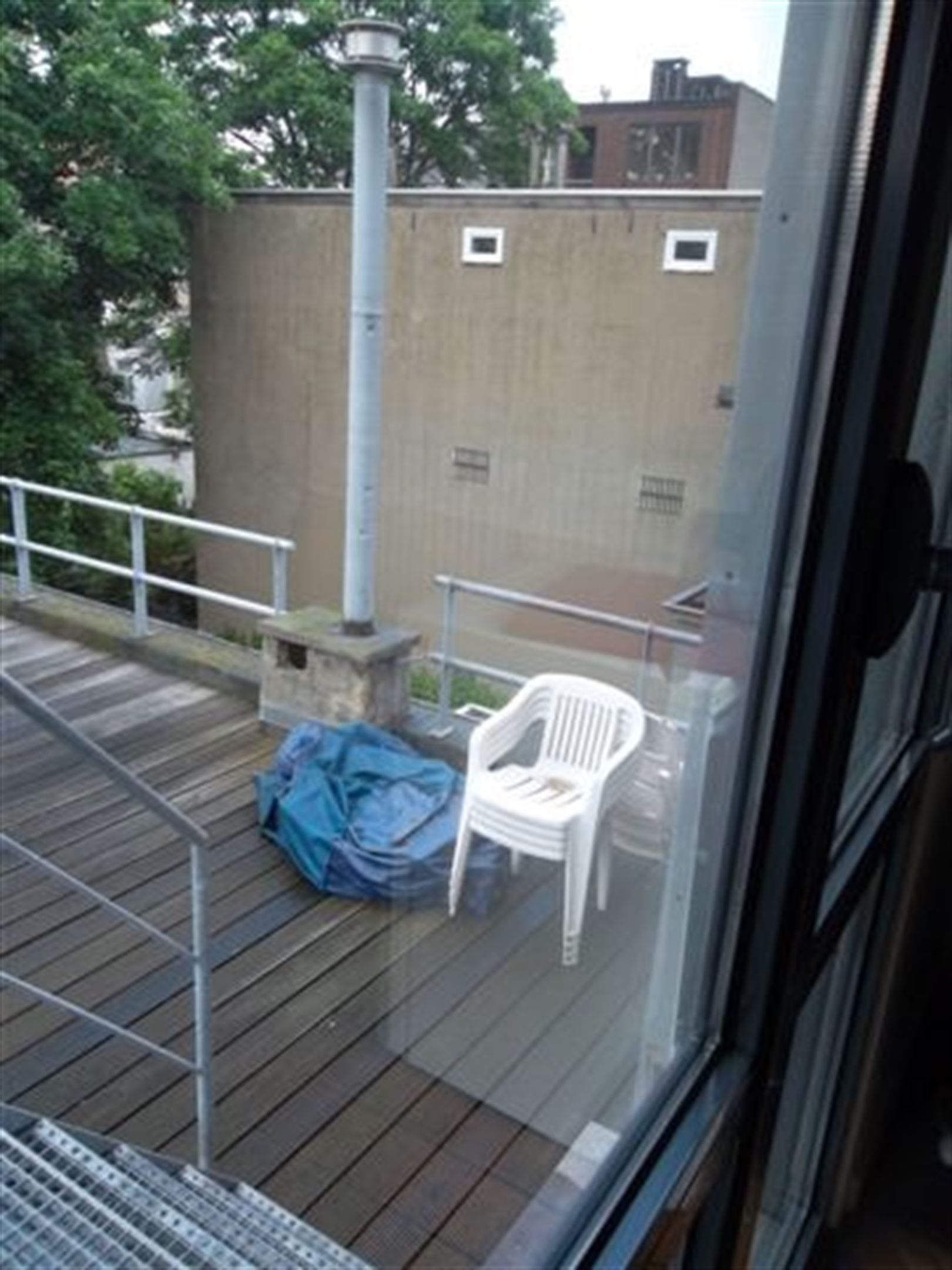 Gemeubeld  2 slaapkamer duplex appartement op 't Zuid! foto 10