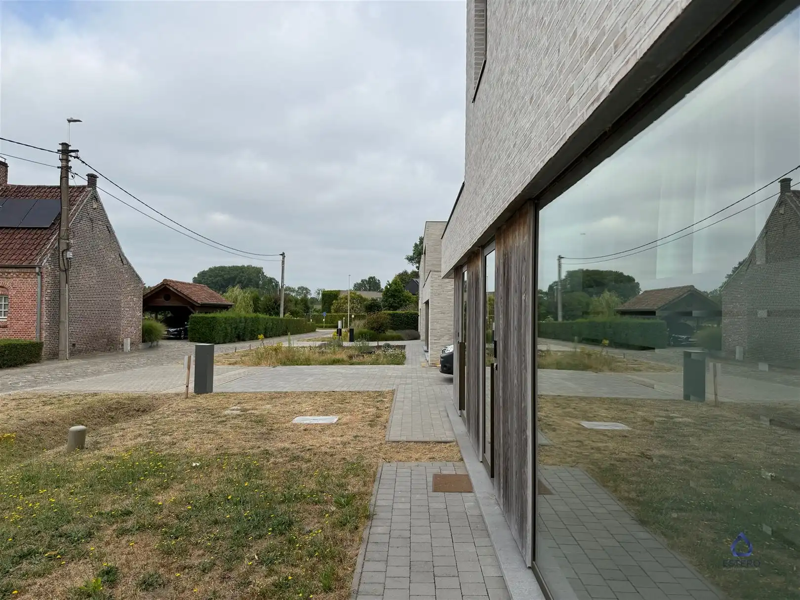 Nieuwbouwwoning met 4 slpk en carport foto 25