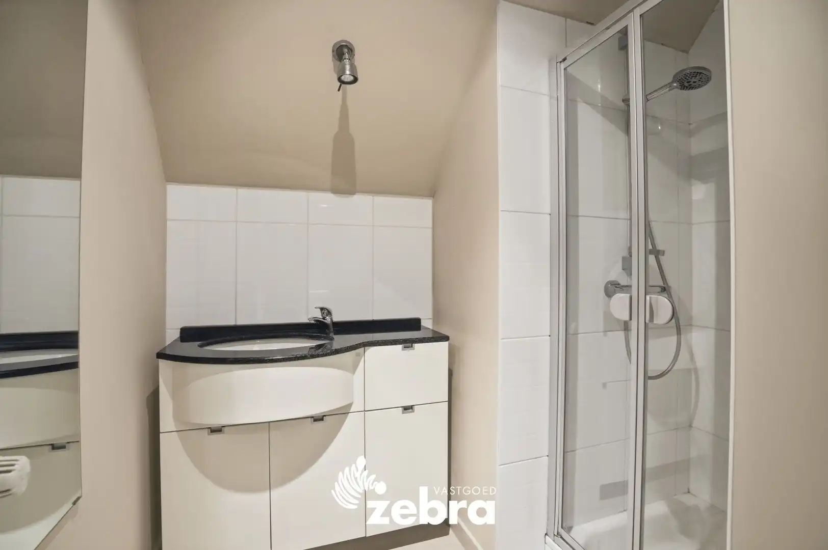 Duplex-appartement met 3 slpk, 3 terrassen + 2 badk in Roeselare! foto 16