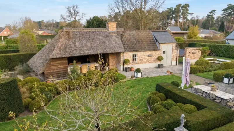 Exclusieve villa van 400m² op 36 are foto 3