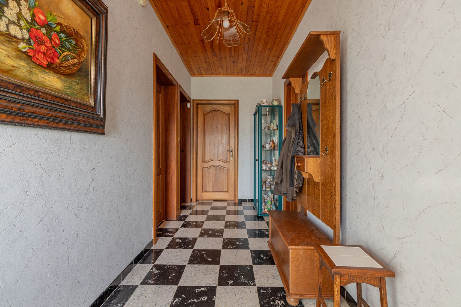 Ruime gezinswoning met 3 slpks! foto 6