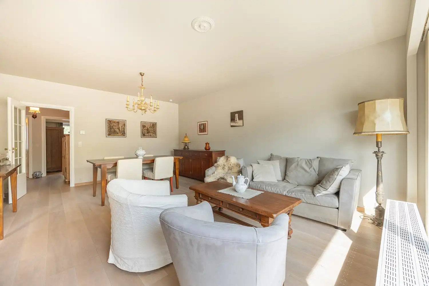 Verzorgd 3-slaapkamer appartement met garagebox foto 3