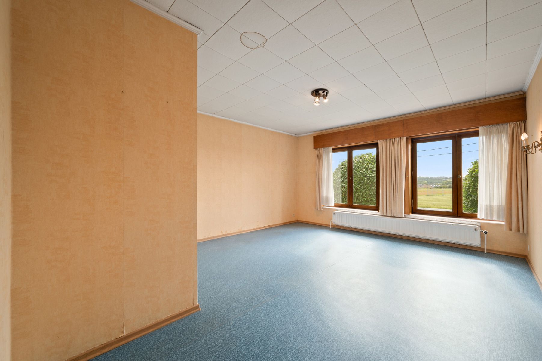 Ruime bungalow met prachtige tuin en talrijke mogelijkheden foto 11