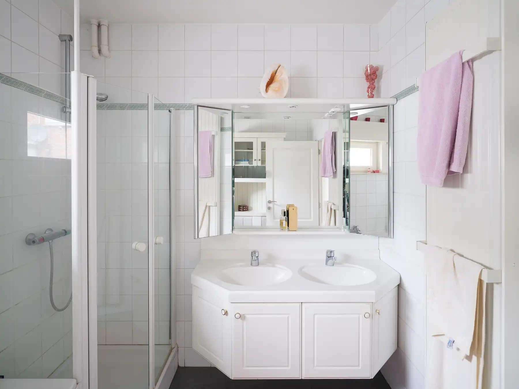 Instapklare woning met prachtige tuin foto 12