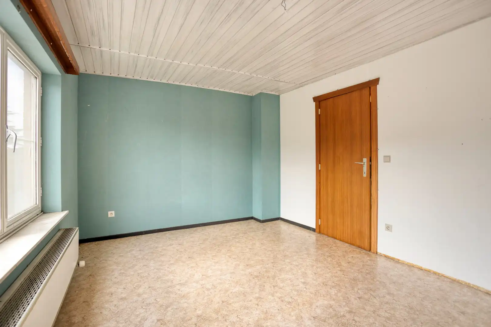 Te verbouwen opbrengsteigendom met twee vergunde appartement foto 24