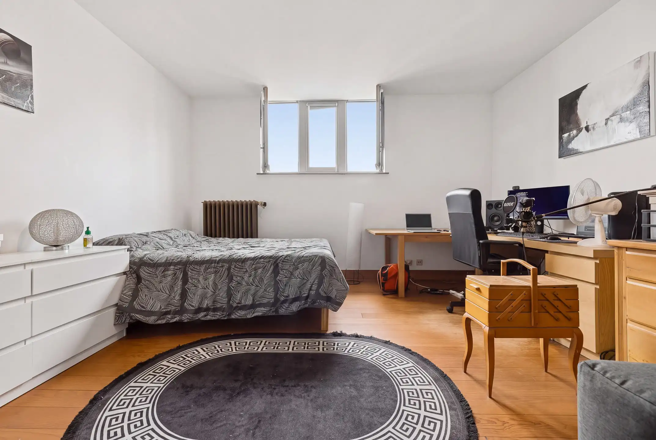 SINT-GILLIS, karaktervol appartement van 180 m²  foto 14