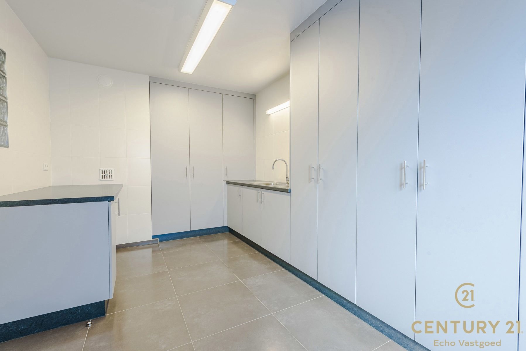 Luxe, ruime penthouse (192m²) met groot terras tegen het bos foto 14