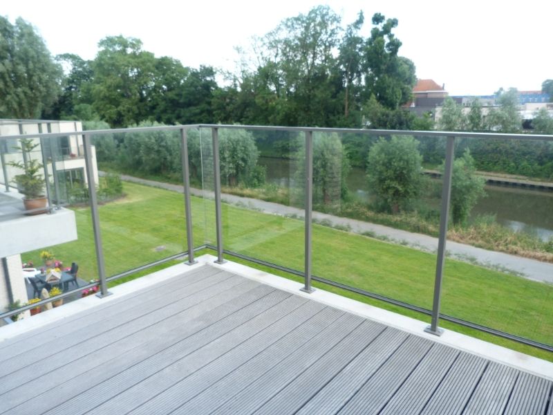 Zonnig, centraal gelegen appartement met 2 slaapkamers en ruim terras (12 vkm) met zicht op de Leie foto 18