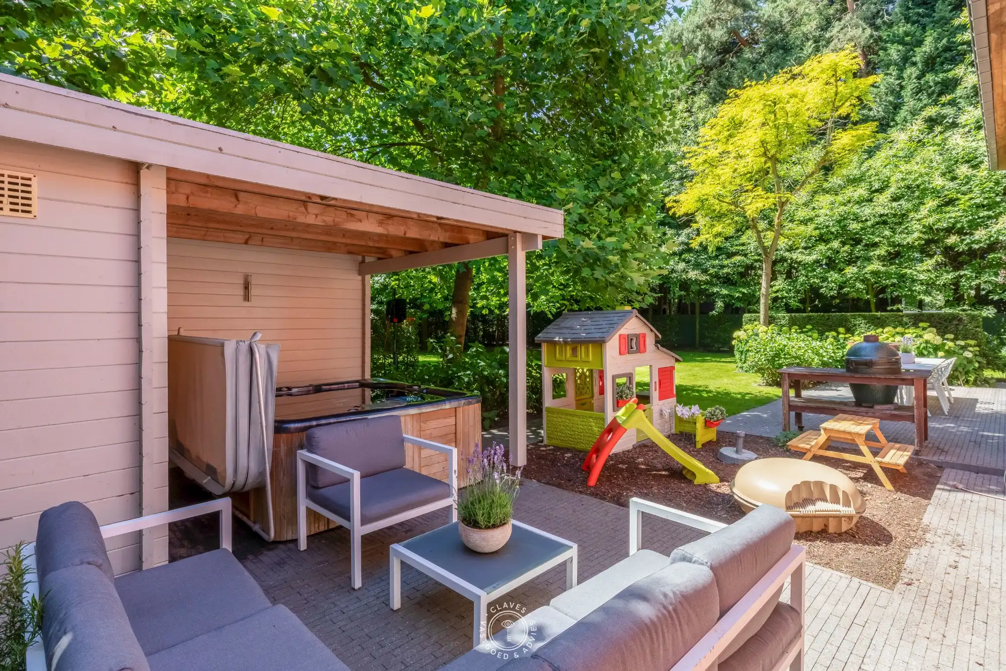 Exclusief wonen in het groen op een perceel van 1.885 m² foto 11