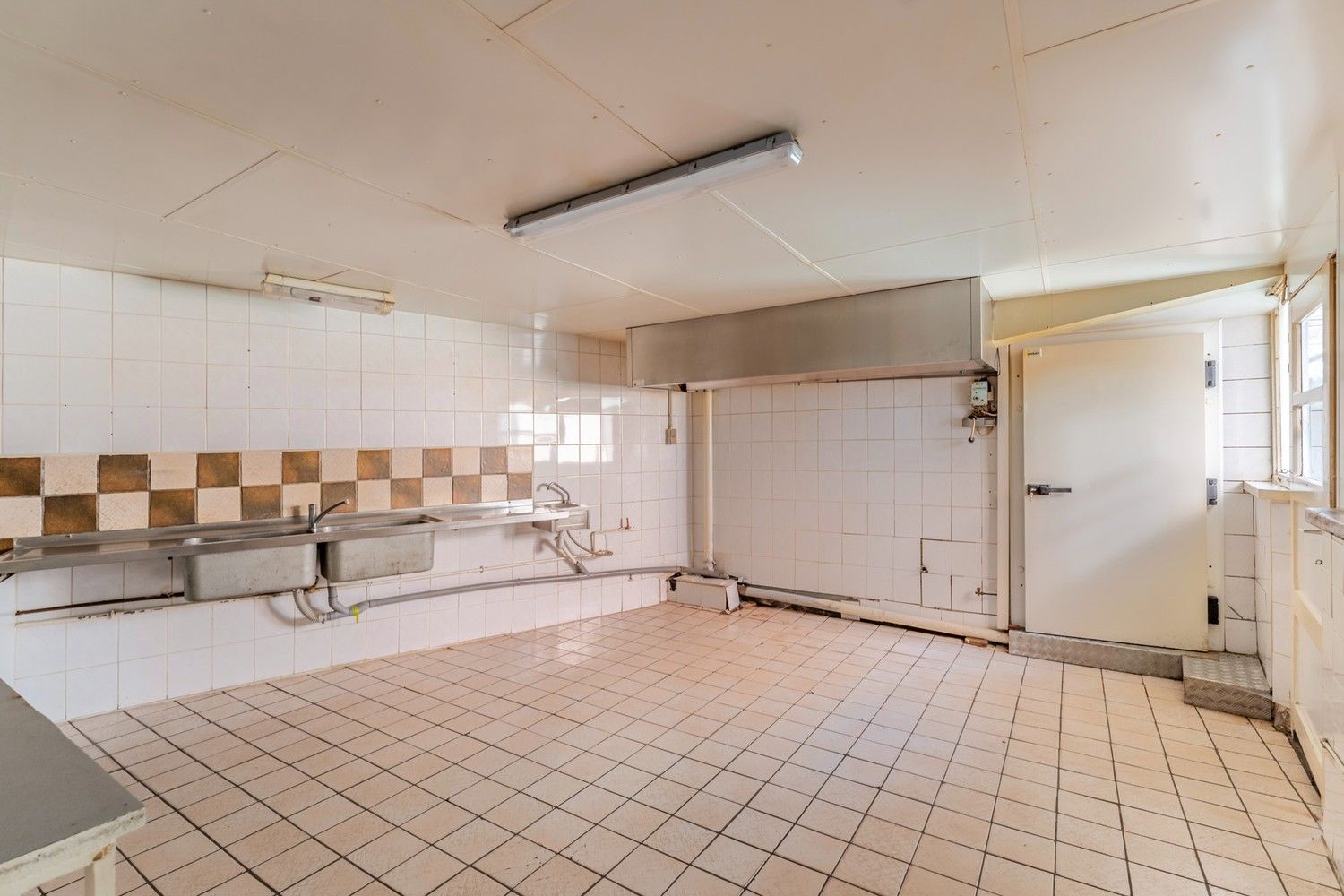 Karaktervol handelshuis met binnentuin in centrum Diepenbeek foto 8