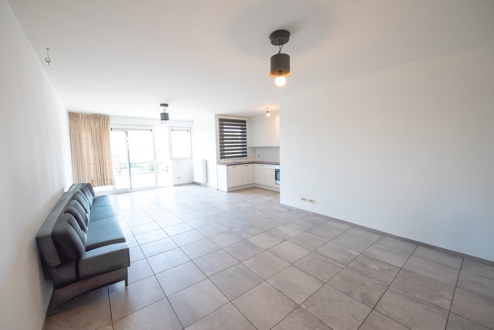 Instapklaar duplex-appartement te Zulte. foto 2