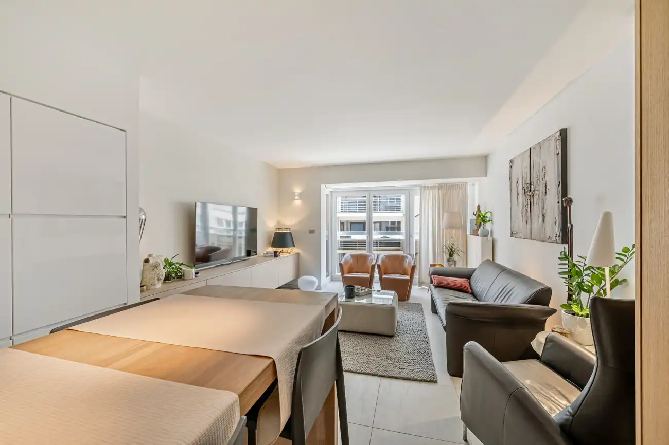 STIJVOL TWEEKAMER APPARTEMENT CENTRUM KNOKKE . foto 14